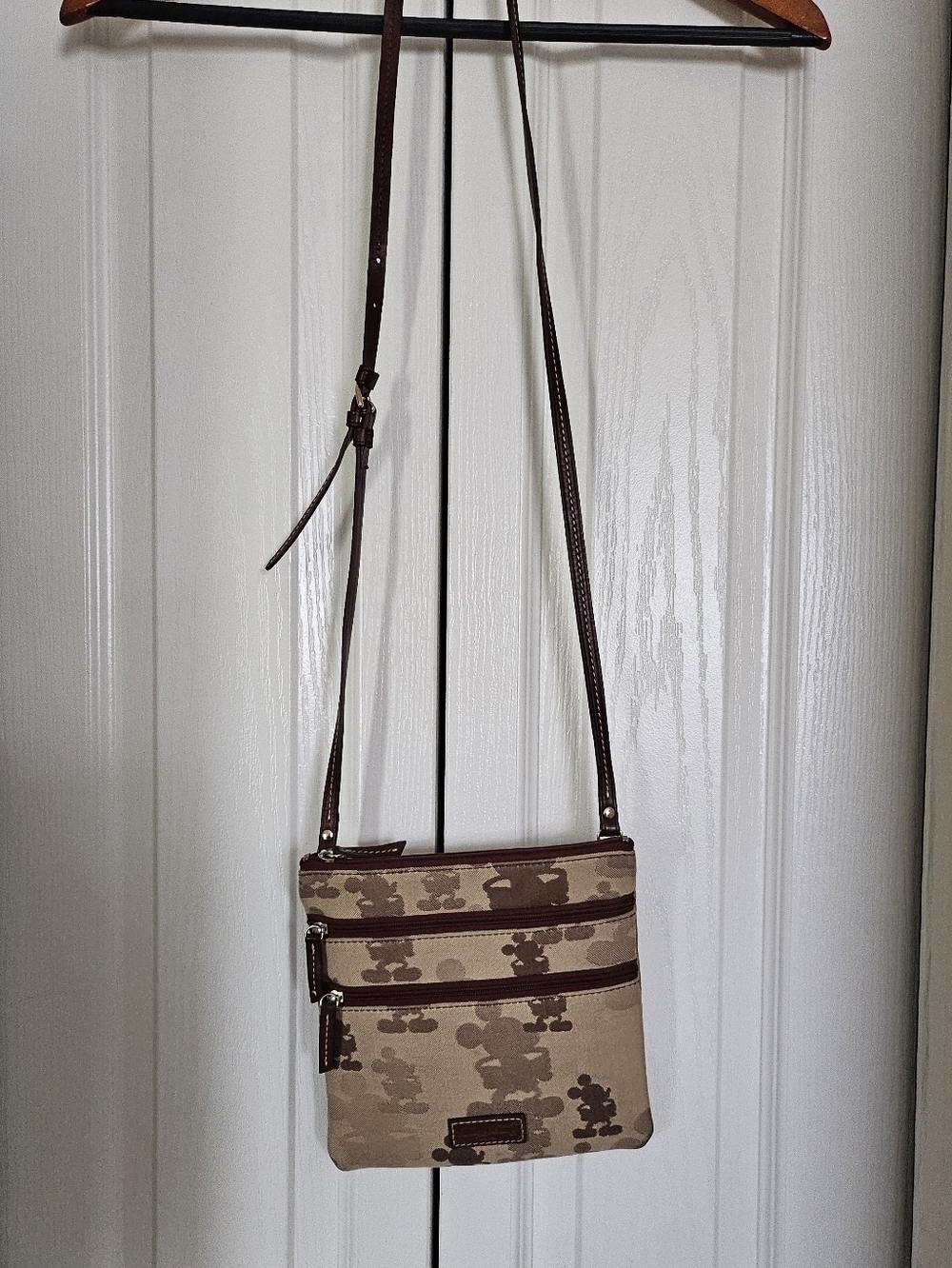 Disney Dooney & Bourke Vintage Style Mickey Mouse Crossbody Bag Tan Brown Canvas - Picture 12 of 12